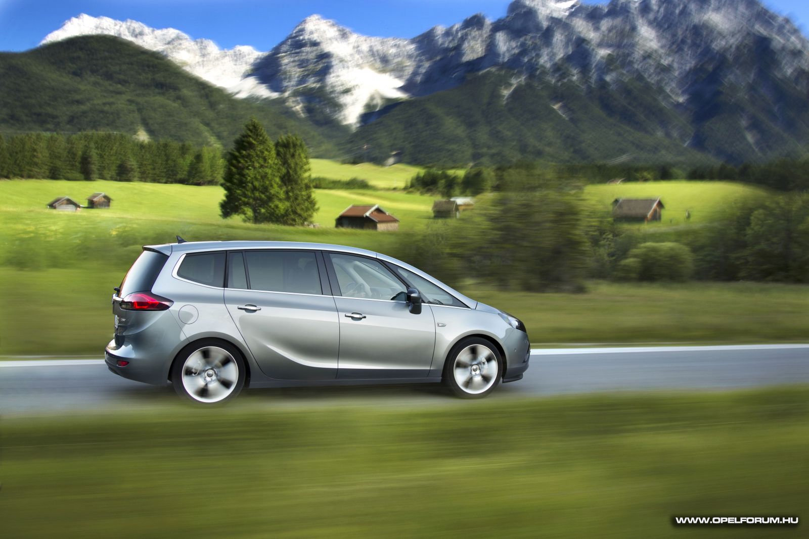 Opel Zafira Tourer, 120 lóerős dízellel