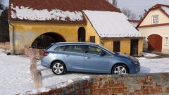 Opel Astra J