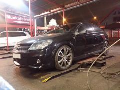 Opel Astra H GTC 1.7 DTR 02