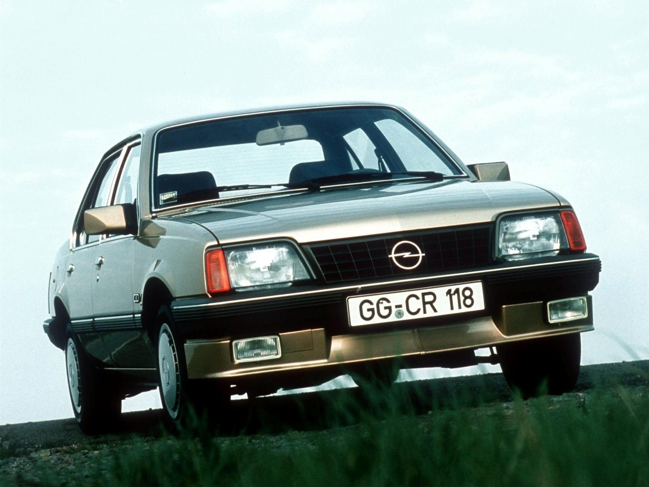 Opel Ascona CD (C1) 1983-84