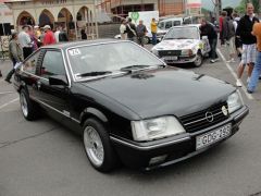 Opel Monza