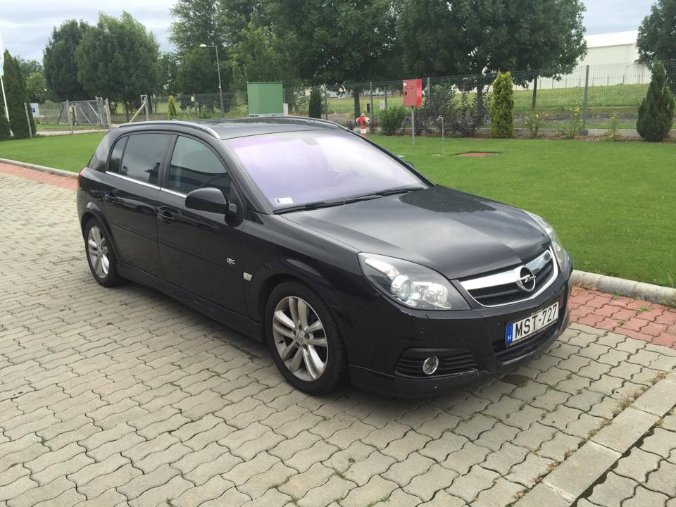 More information about "Manager Úr Öltönye - Opel Signum 2.8 V6 Turbo"