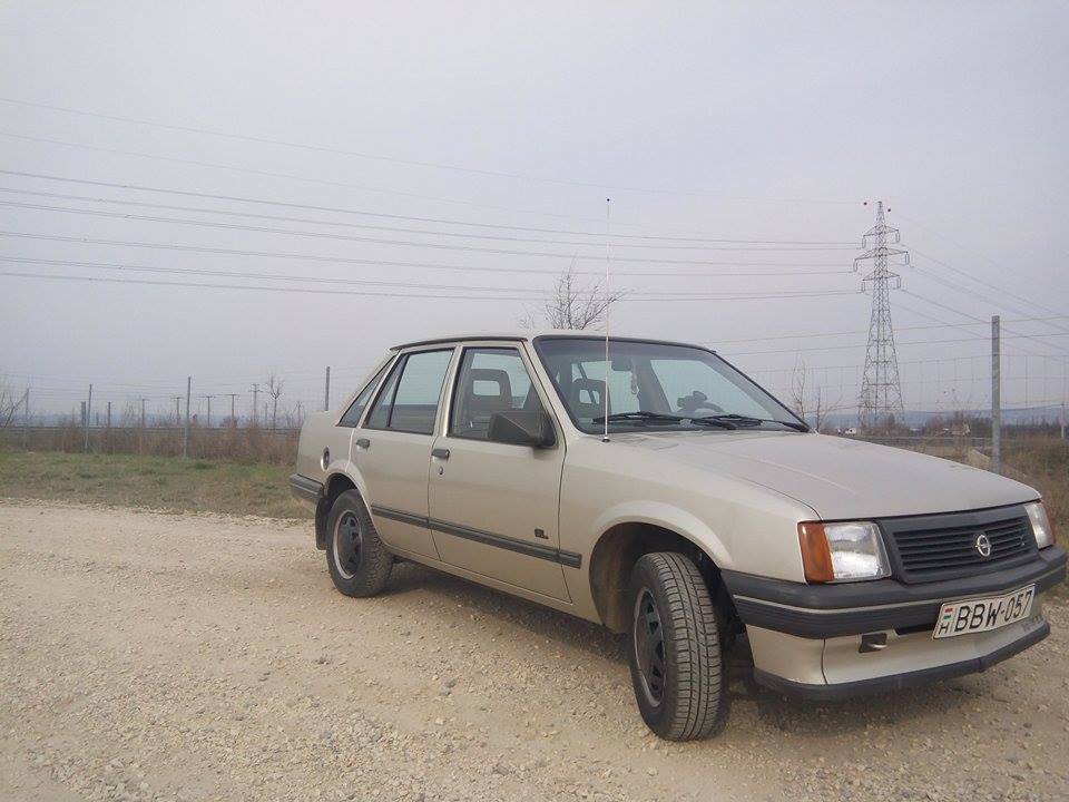 More information about "Opel Corsa 1.2 LS"